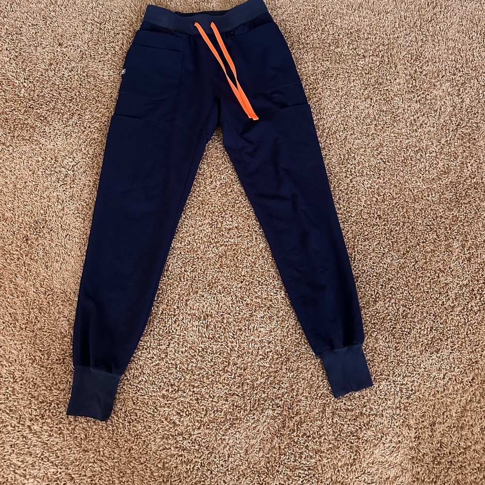 SOLD NA HTF Figs Navy Qua Jogger Pants XXS - Picture 2 of 13